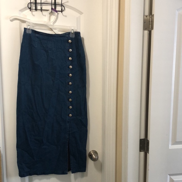 Vintage jean skirt - Picture 3 of 6